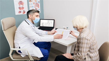 Mastering EKG Training for Healthcare Professionals