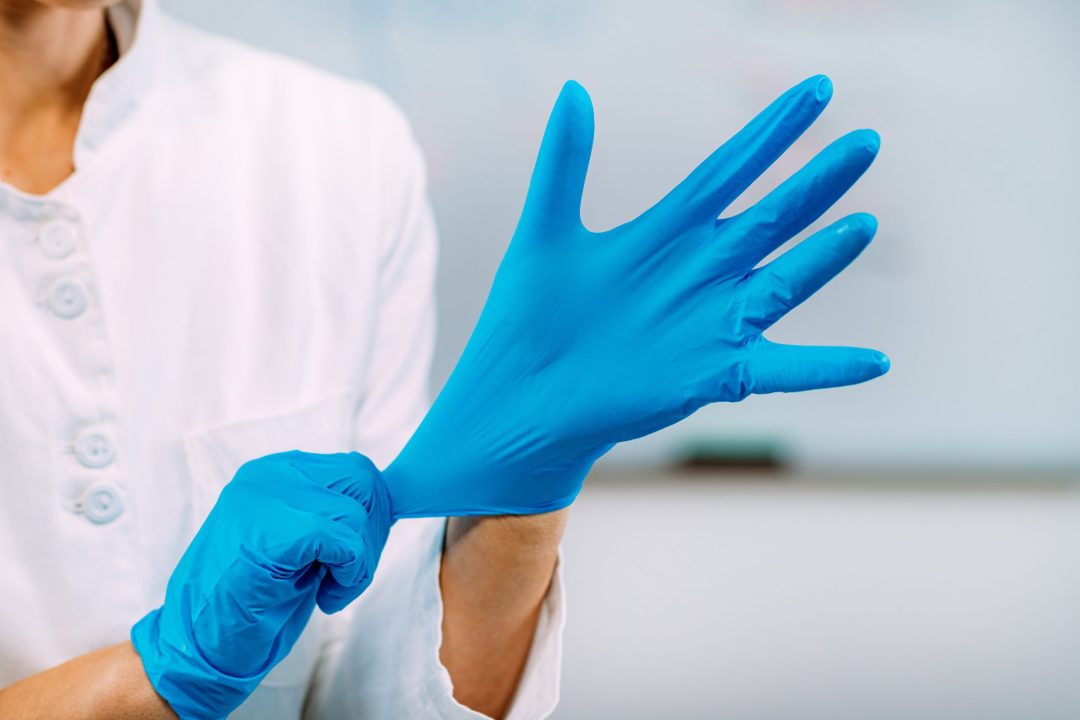 Proper Application and Removal of Disposable Gloves and Face Masks: How to Put on Disposable Gloves