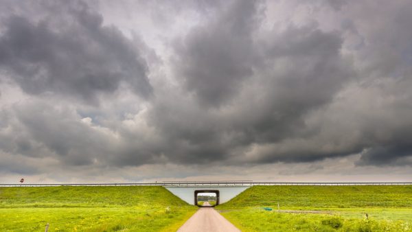 Severe Weather Preparedness ‚– Hurricanes: Staying Safe After a Hurricane Watch or Warning is Announced