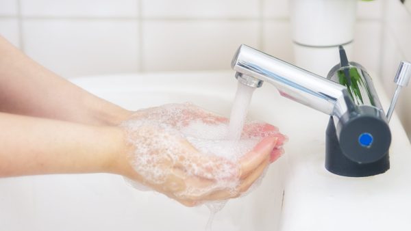 Food Contaminants and Cross-Contamination: Preventing Contamination: Personal Hygiene