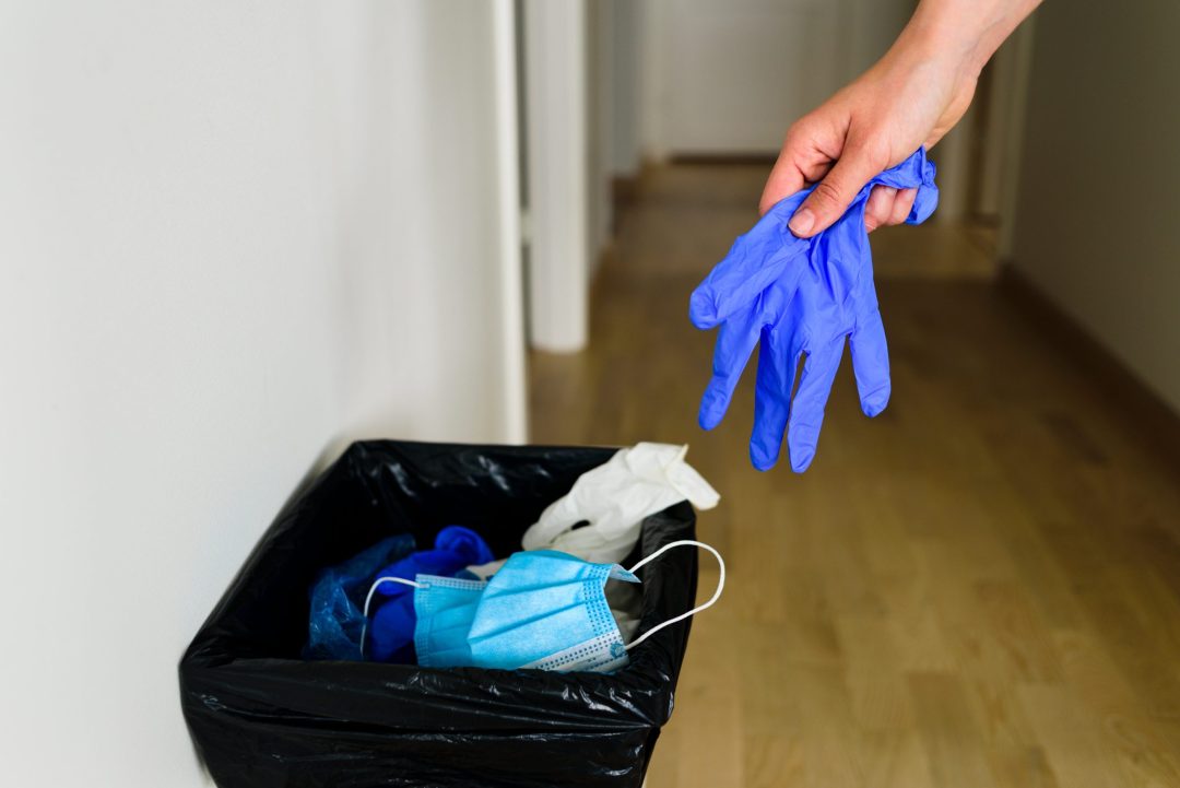 Proper Application and Removal of Disposable Gloves and Face Masks: How to Take Off Disposable Gloves