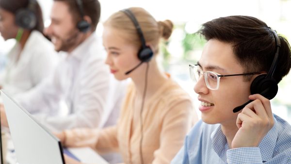 Communication Skills Over the Phone: How to Actively Listen on the Phone