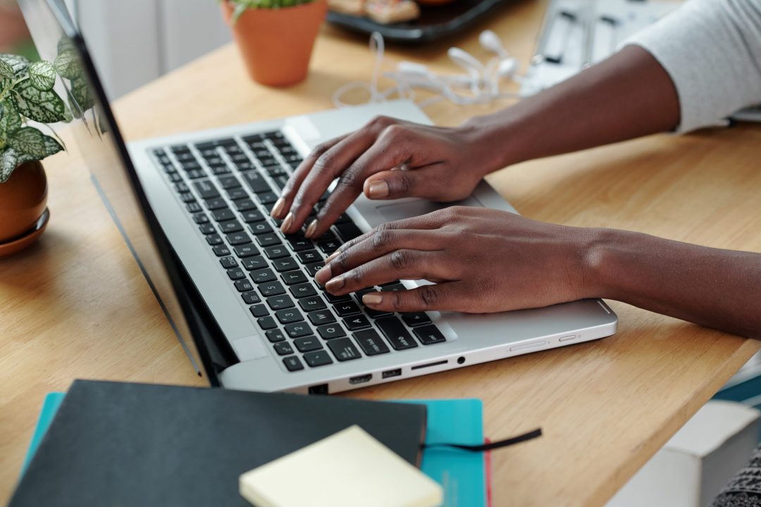 Live Chat - Typing Skills: General Typing Tips and Definitions