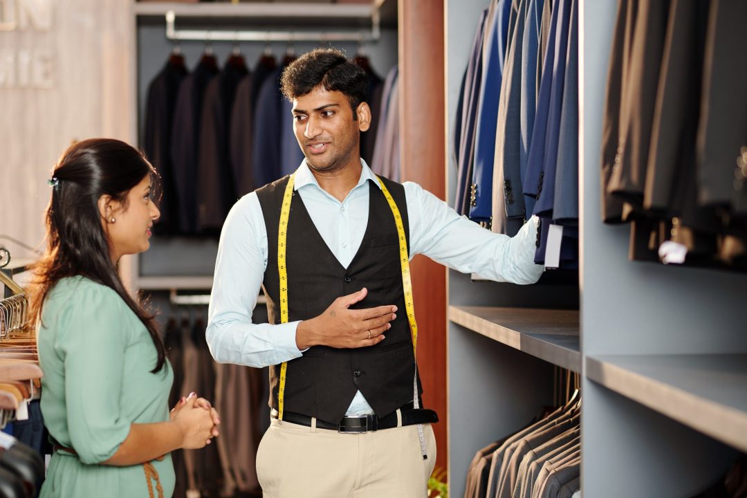 Suggestive Selling - Retail: Using Empathy and Questions in Upselling / Cross-Selling