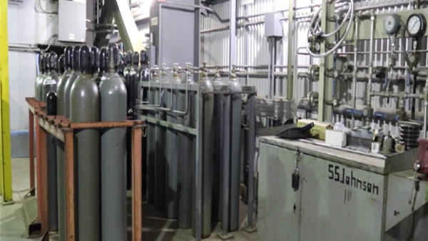 Compressed Gas Cylinders for Laboratories: Handling, Usage, and Storage