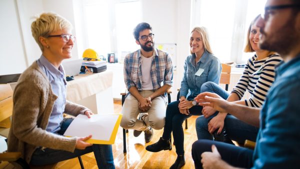 Managers: How to Give Positive and Constructive Feedback