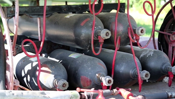 Compressed Gas Cylinders: Labeling and Identification