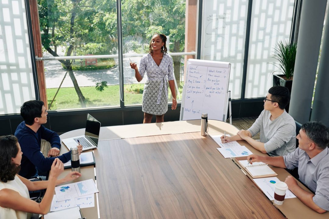 10 Tips for Effective Speaking for Business Owners | Arvee Robinson