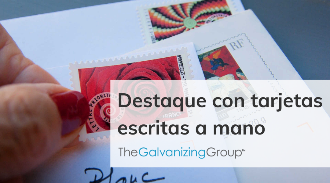 Destaque con tarjetas escritas a mano