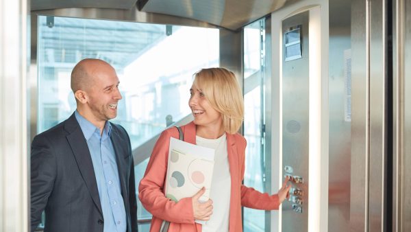 How to Turn Your Killer Elevator Speech into a Magnetic Introduction | Arvee Robinson