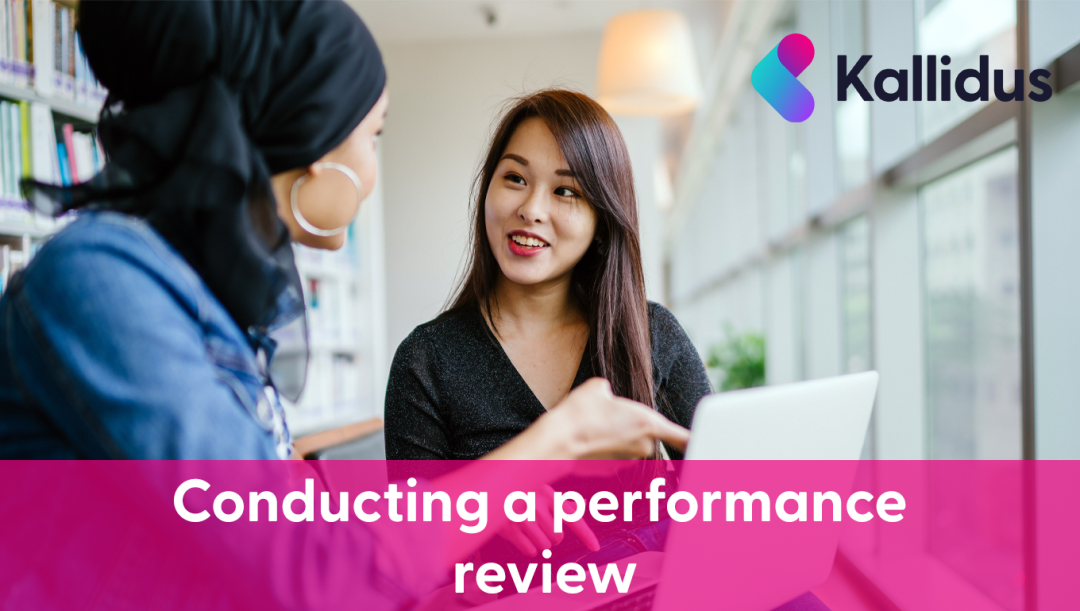 Conducting a Performance Review (British English)