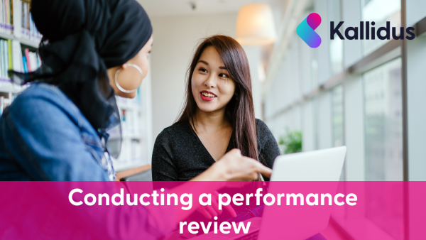 Conducting a Performance Review (British English)