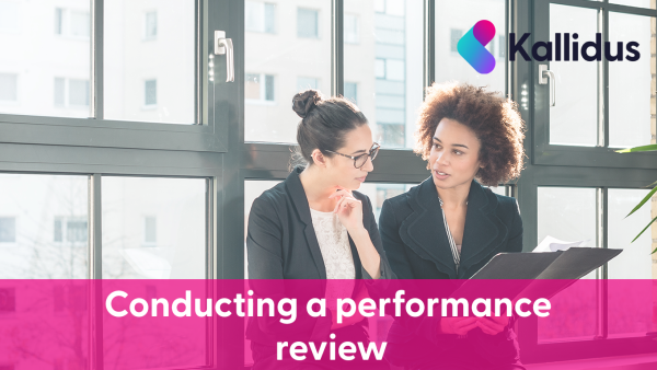 Conducting a Performance Review (American English)