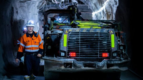 Human Factor Mining: 08. Leadership in High Risk Environments