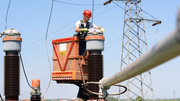 Electrical Risks Hazard Guide