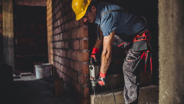Hand Operated Power Tools Hazard Guide