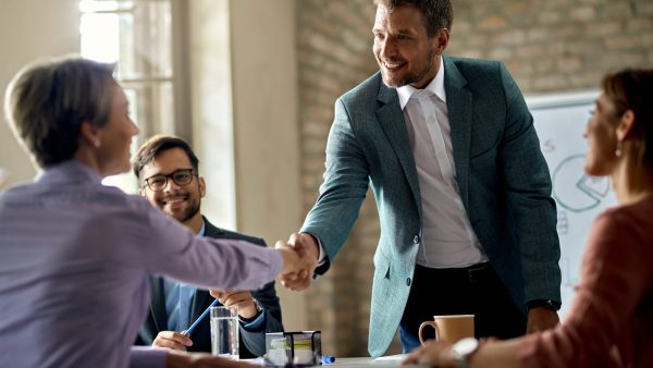 ŸÖŸáÿßÿ±ÿßÿ™ ÿßŸÑÿ™ÿπÿßŸÖŸÑ ŸÖÿπ ÿßŸÑÿ£ÿÆÿ±ŸäŸÜ