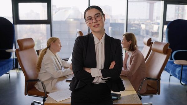 Influence: Handling Organizational Politics as a Manager