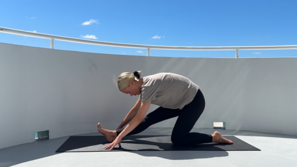 2-Minute Yoga for Your Hamstrings