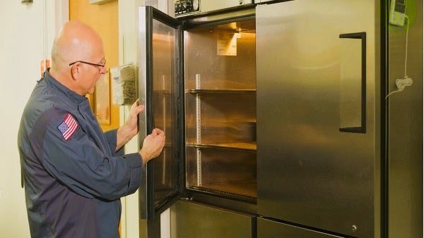 Hospital Foodservice Regulatory Compliance: Keeping Hot Boxes Cleaned and Sanitized