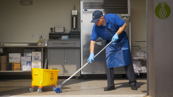 Commercial Kitchen Cleaning: Commercial Kitchen Cleaning