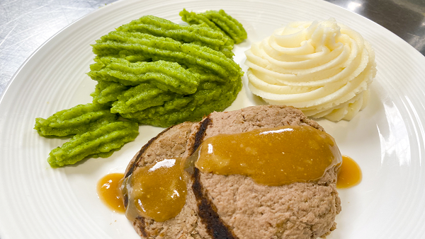 IDDSI Culinary Basics: Plating Roast Beef - IDDSI Level 4 Puréed