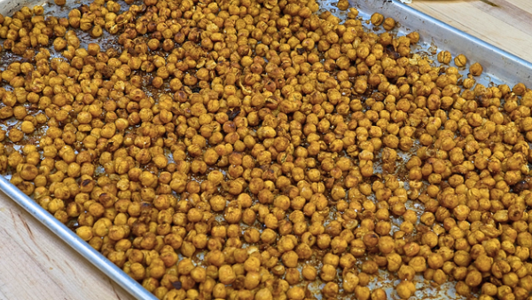 Meatless Eats: A Plant-Based Cooking Series - Roasted Chickpeas
