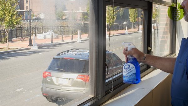 Commercial Kitchen Cleaning: Proper Window Cleaning