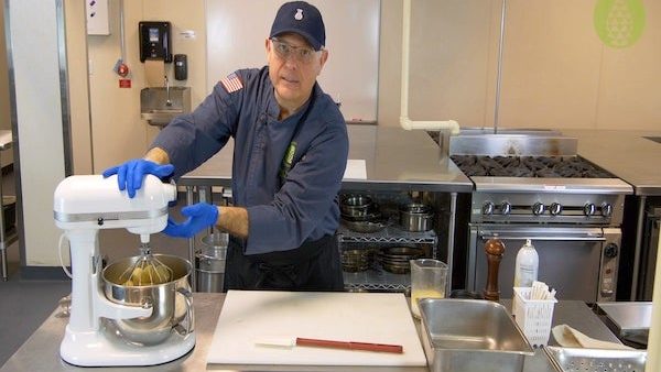 Culinary: Basics - Hand Tools and Smallwares - Mixer