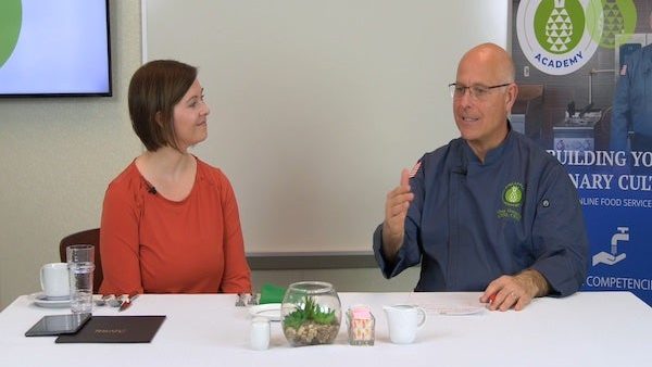 Customer Service in Senior Dining: Setting Up the Dining Room