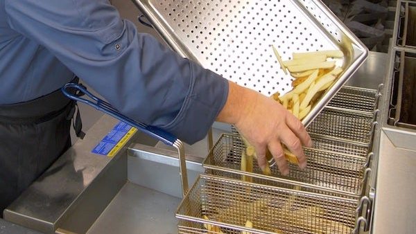Culinary: Basics - How to Fry - Par and Deep Frying