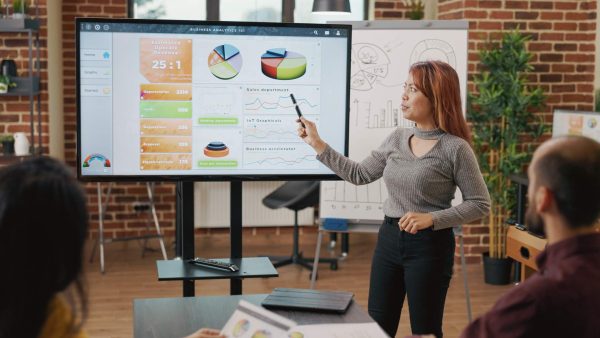 Simple Paths to Raising Money Effortlessly | Jurie van Rensburg
