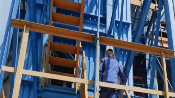 Handrail Safety: Stairway Safety
