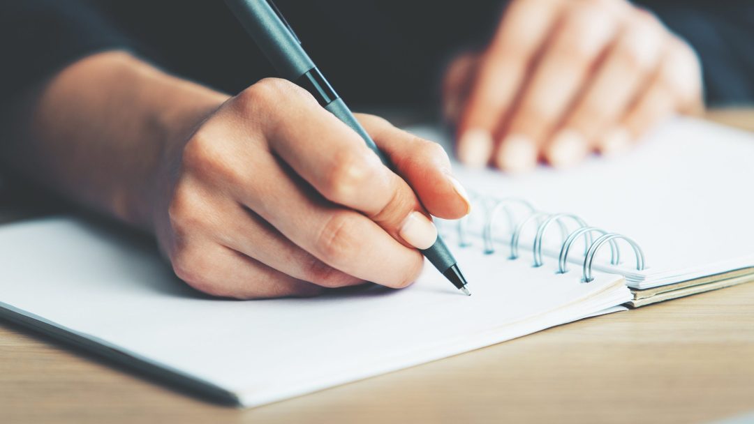 How to Speak Effectively in Any Setting: How to Write for Public Speaking