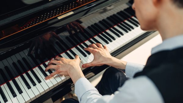 How to Play Piano: Secondary Chords and More Dotted Rhythms