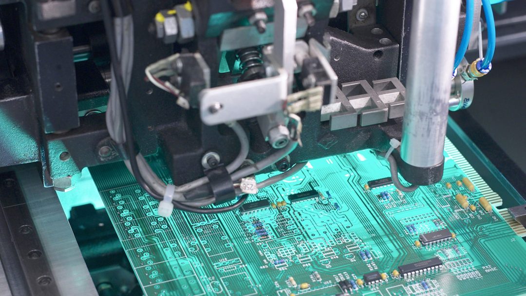 Thinking about Cybersecurity: From Cyber Crime to Cyber Warfare: The Devil in the Chips - Hardware Failures