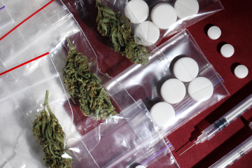 Drugs and Alcohol: The Facts About Cannabinoids, Psychedelics and Empathogens