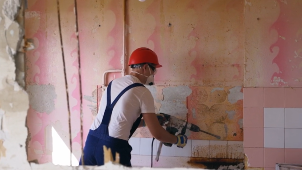 Asbestos Awareness: Exposure Prevention and Protection