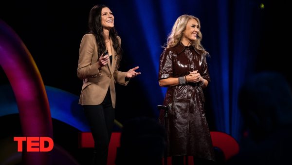 Why great leaders take humor seriously | Jennifer Aaker and Naomi Bagdonas | TED Talk