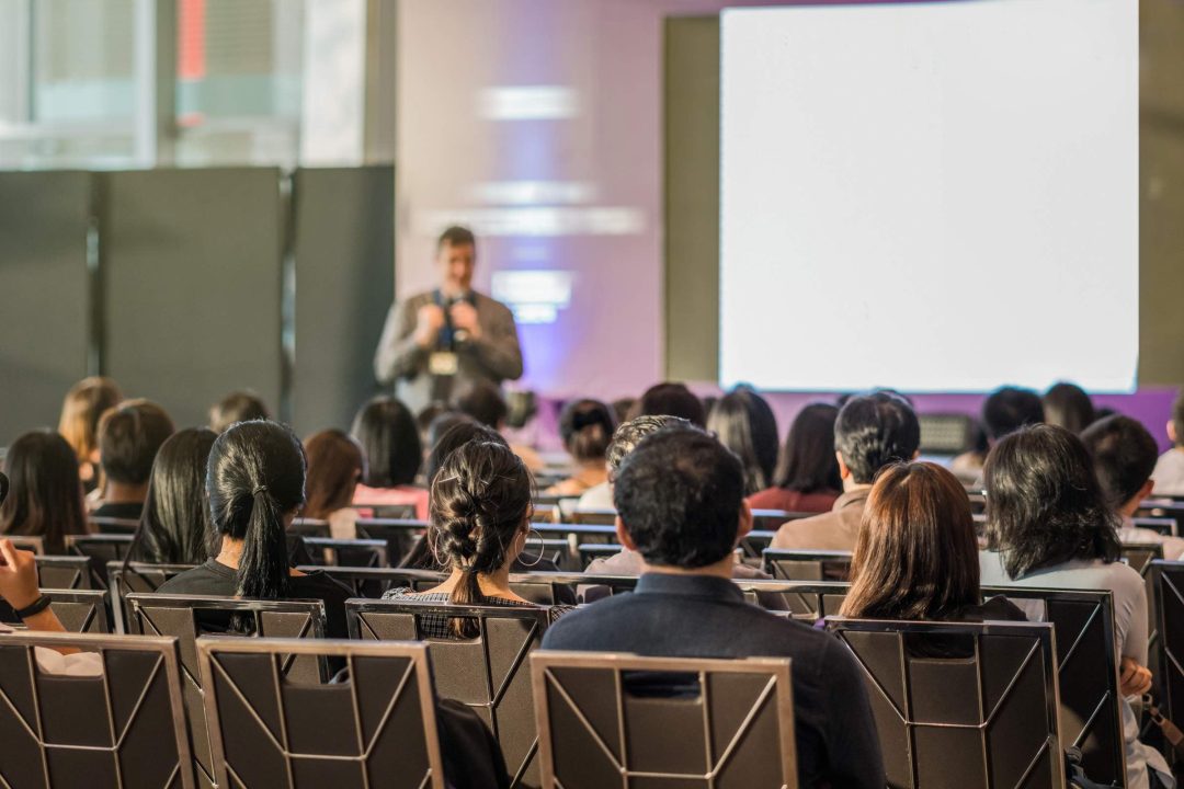 How to Grow Sales Using a Thought Leadership Strategy | Tom Searcy
